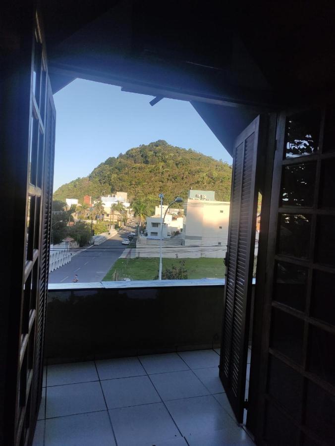 Pousada Bravo House Balneário Camboriú Εξωτερικό φωτογραφία